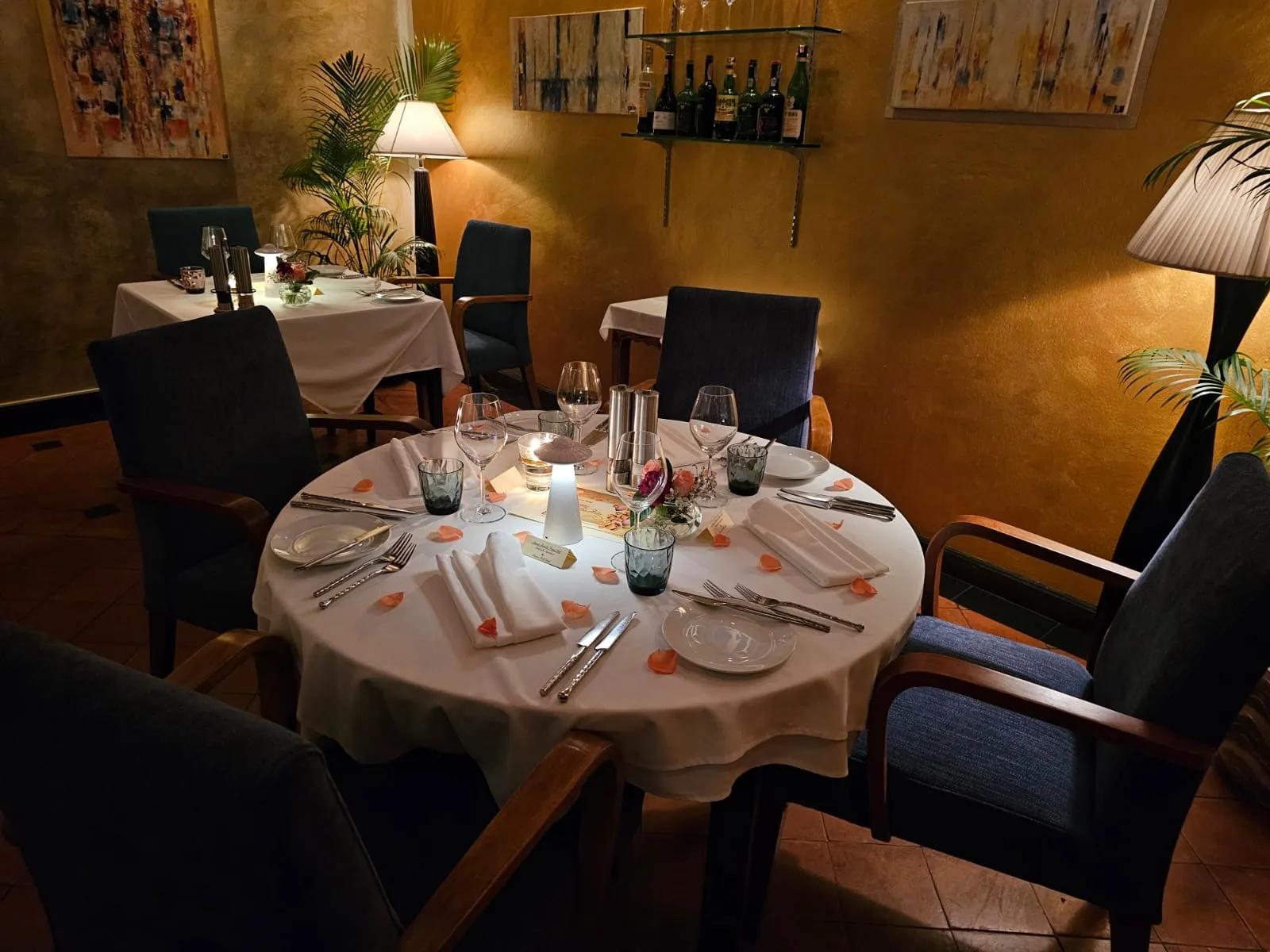 image of Cafe des Amis Fine Dining