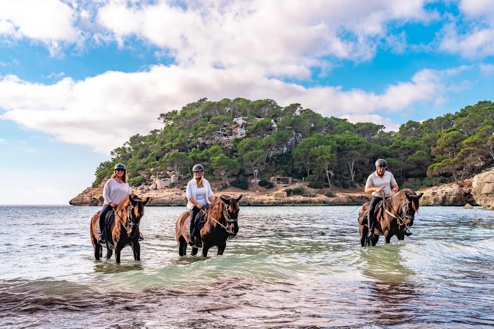 Image of the location Menorca a Cavall