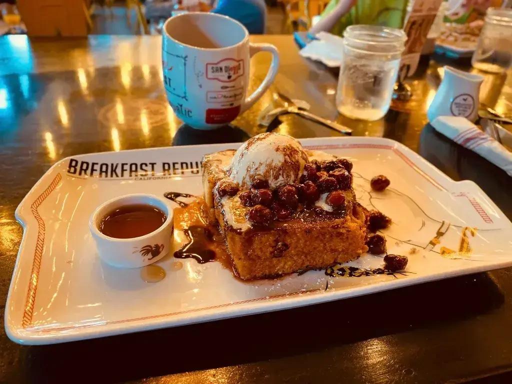 Amy's Shrimp And Poke Shack