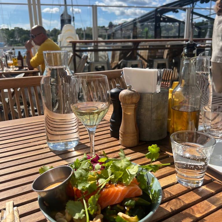 image of Holmen Kök & Bar