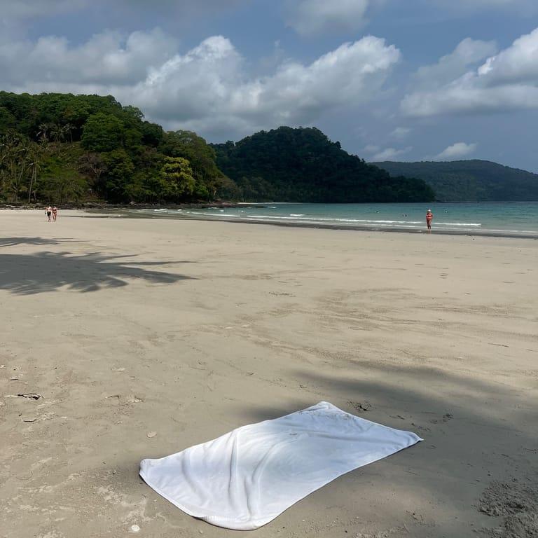 image of Khlonghin beach resort