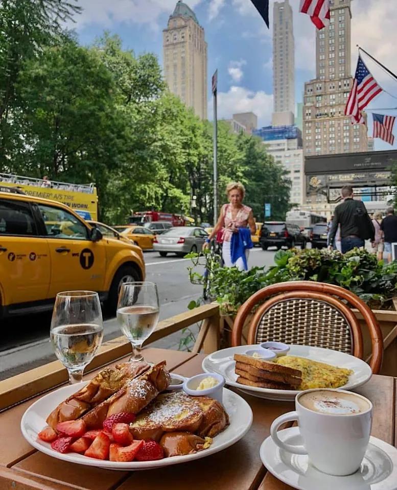 image of Sarabeth's Central Park South